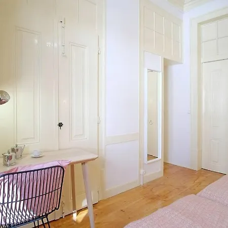 Bh2 Charm In Bohemian Bairro Alto * 4bdr * Old Style Lisboa