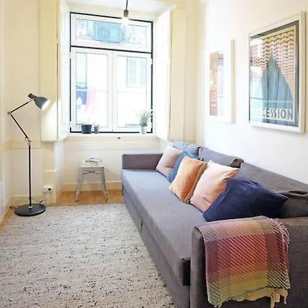 Appartement Bh2 Charm In Bohemian Bairro Alto * 4bdr * Old Style