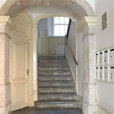 Bh2 Charm In Bohemian Bairro Alto * 4bdr * Old Style Appartement