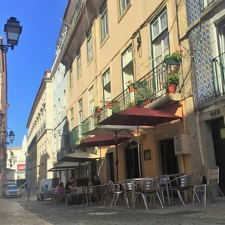 Appartement Bh2 Charm In Bohemian Bairro Alto * 4bdr * Old Style