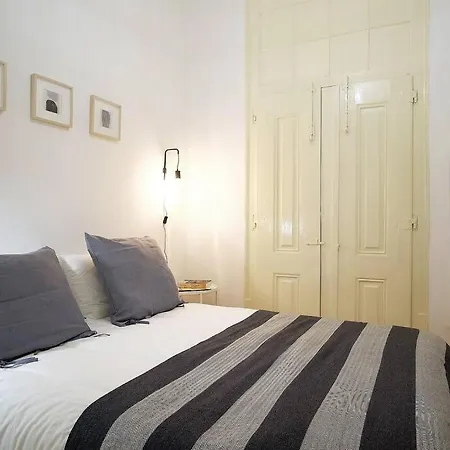 Bh2 Charm In Bohemian Bairro Alto * 4bdr * Old Style Appartement