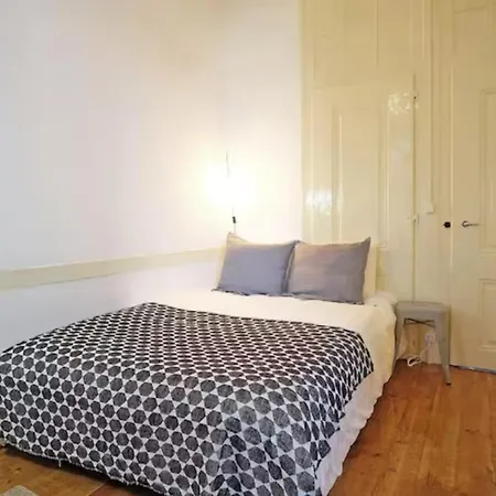 Bh2 Comfort & Style! In The Heart Of Nightlife - Bairro Alto Апартаменти